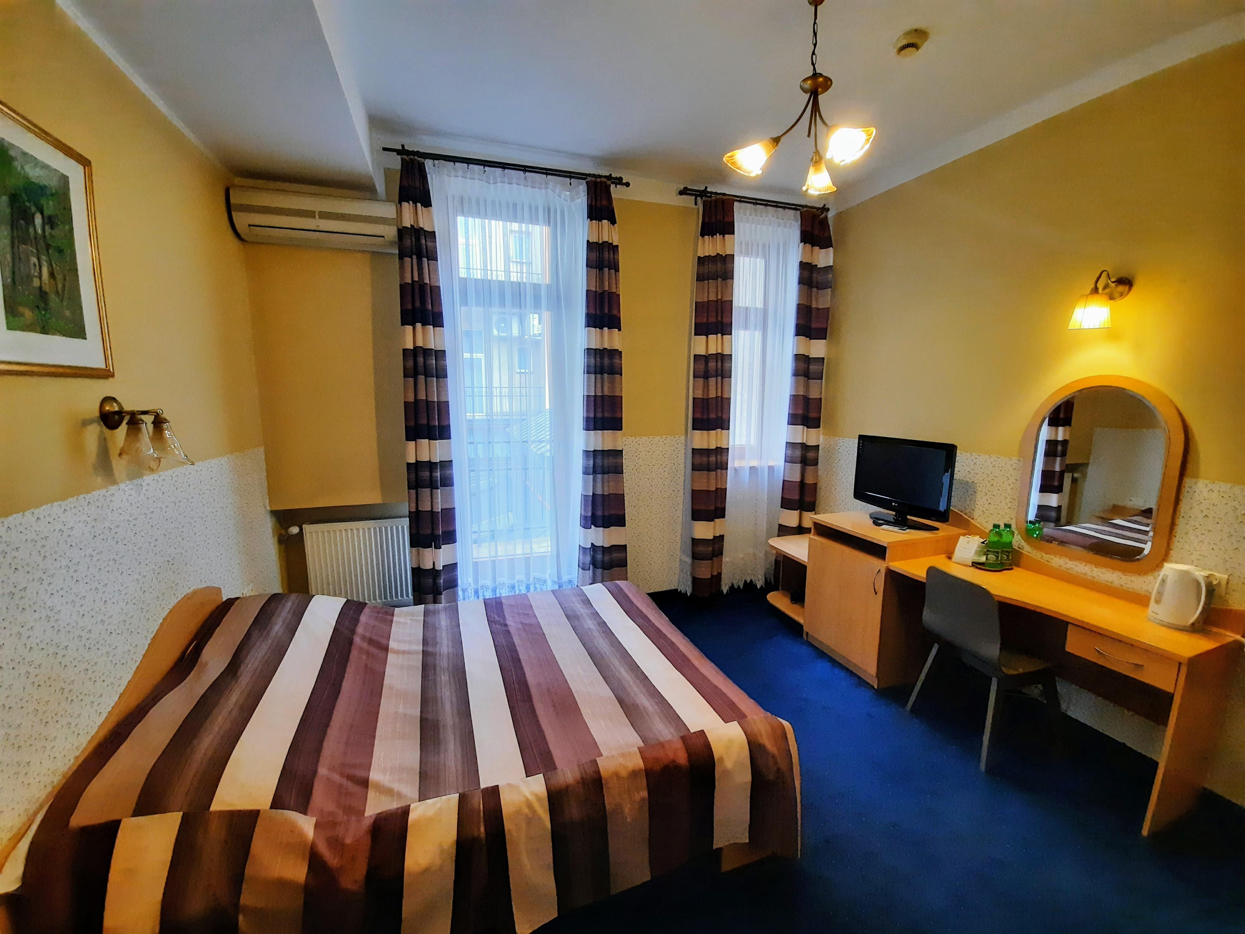 Hotel Kazimierz Krasków Eksteriør bilde